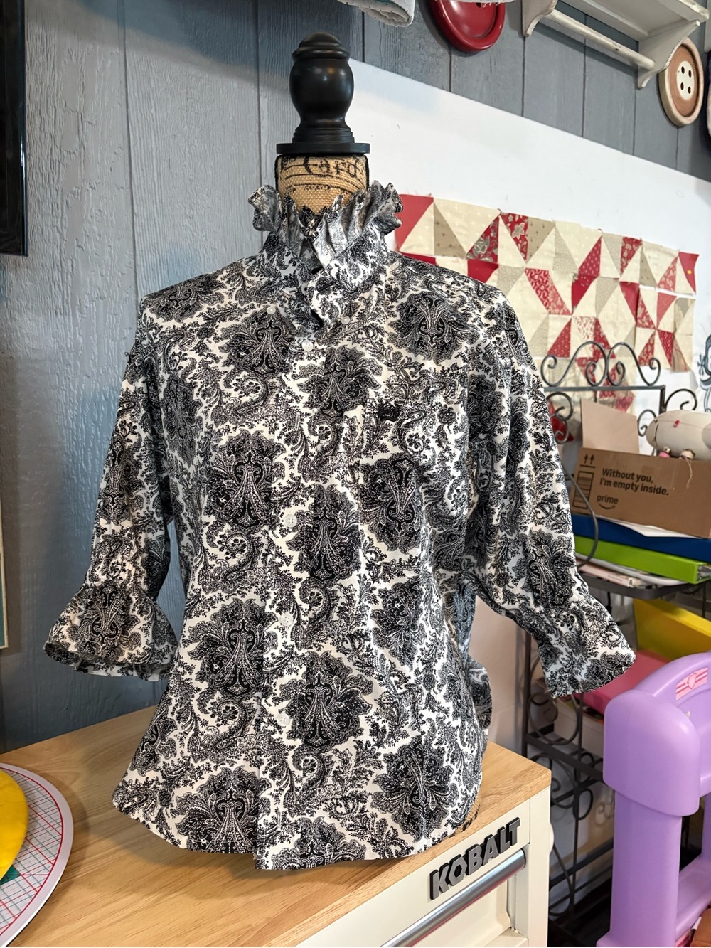 Cinch White Blouse with Black Paisley Ruffle Neck